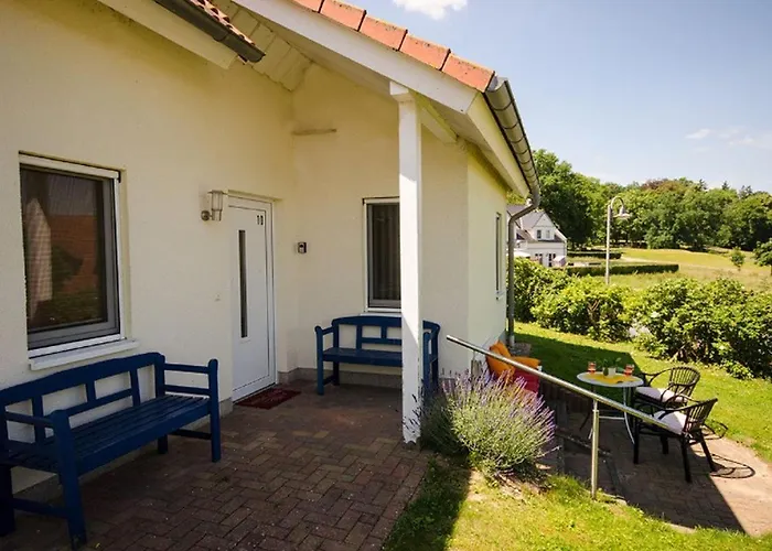Heckenrose Ferienhaus *